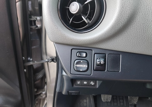 Toyota Yaris cena 49900 przebieg: 134000, rok produkcji 2020 z Trzebinia małe 781